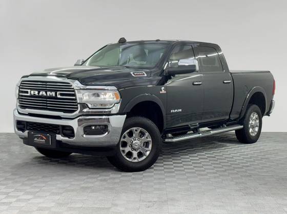 RAM 3500 6.7 I6 TURBO DIESEL LARAMIE CD 4X4 AUTOMÁTICO